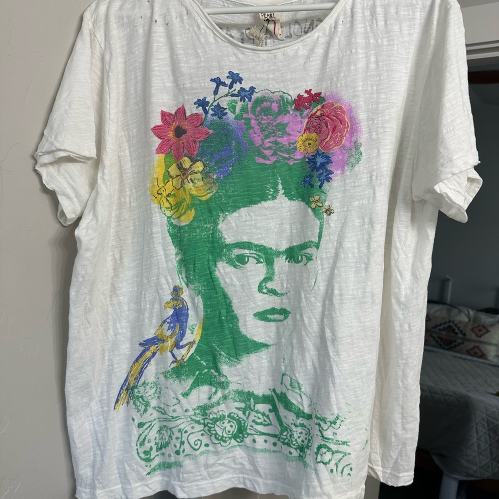 NWT Magnolia Pearl Frida T Sold out
